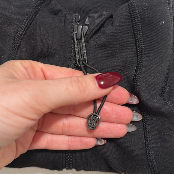 Lululemon Define Jacket - Picture 6 of 6